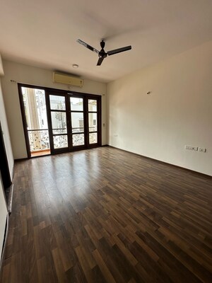 3 BHK Apartment For Rent in Embassy Palace, Cunningham Road