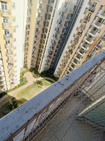 2 BHK Apartment For Rent in Shree Vardhman Mantra, Sector 67