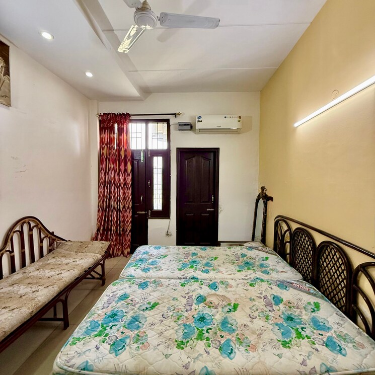 Bedroom, sector 20 2 Bedroom 1600 Sq.Ft. Builder Floor In Sector 20 Panchkula 8334911