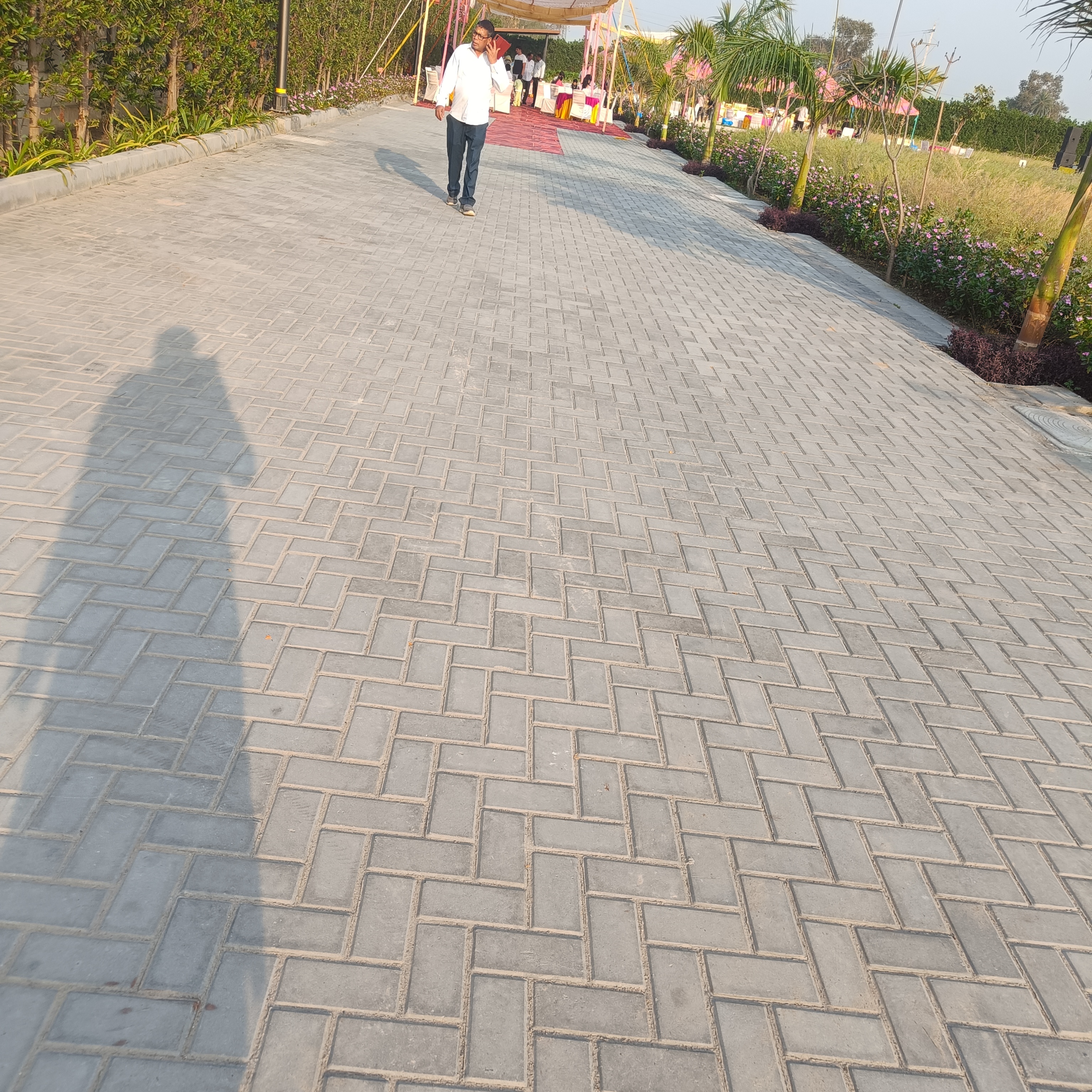 Plot For Sale in Sector 27