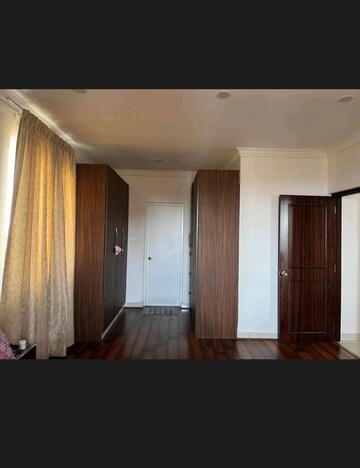 Bedroom in 3 BHK Apartment at Prestige Lakeside Habitat, Varthur – for Rent