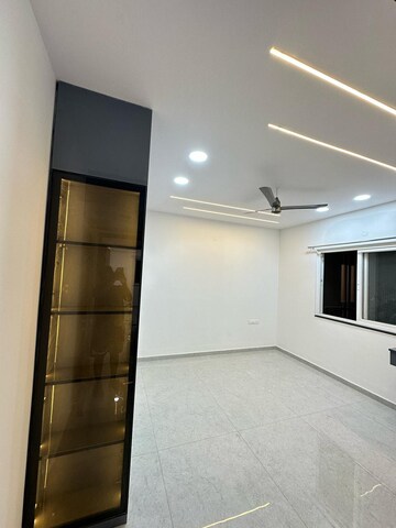 Room in 3 BHK Apartment at Puppalaguda – for Rent