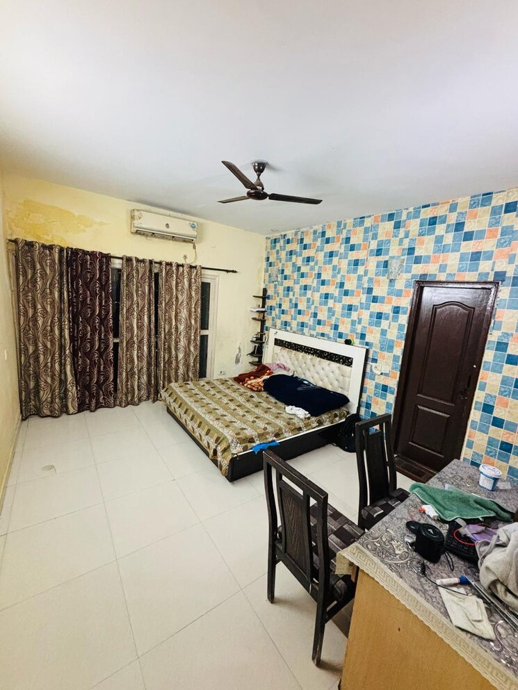 Master Bedroom, msa-golf-gardenia 3 Bedroom 1650 Sq.Ft. Apartment In Alpha Ii Greater Noida Greater Noida 8334943