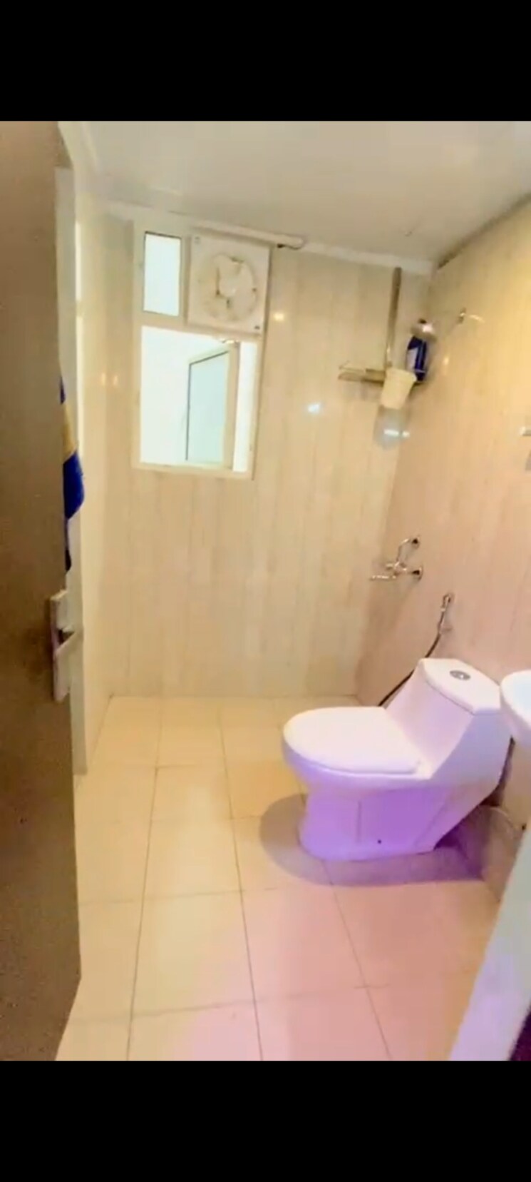 Bathroom, proview-officer-city-2 2 Bedroom 995 Sq.Ft. Apartment In Raj Nagar Extension Ghaziabad 8334951