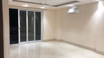 Room in 3 BHK Builder Floor at Kalkaji – for Rent