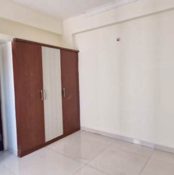Room in 2 BHK Builder Floor at Kondapur – for Rent