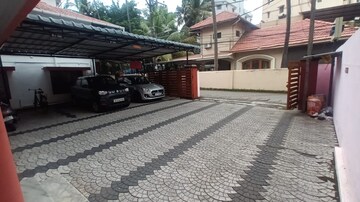  Office Space – Exterior View View at Elamkulam - for Rent