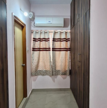 Building Lobby in 2 BHK Builder Floor at Kondapur – for Rent