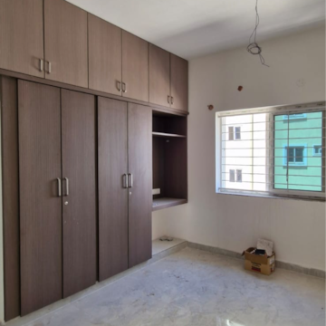 Room in 3 BHK Builder Floor at Kondapur – for Rent