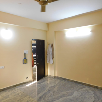 Room in 3 BHK Builder Floor at Kondapur – for Rent
