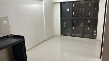 Room in 1 BHK Apartment at Lodha Casa Maxima, Mira Road – for Rent