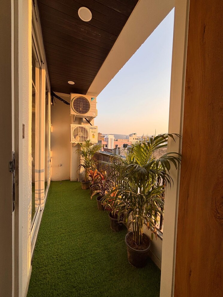 Balcony, raja park 4 Bedroom 2400 Sq.Ft. Penthouse In Raja Park Jaipur 8335090