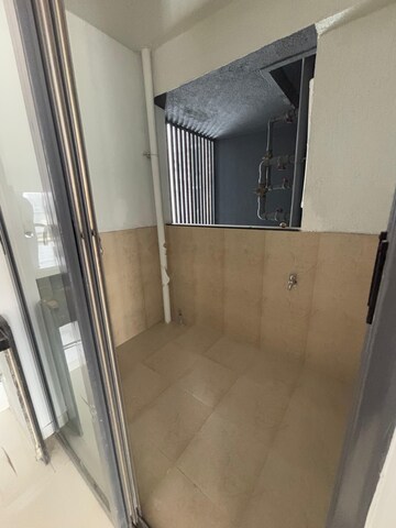 Furnished Amenities in 3 BHK Apartment at Majestique Signature Towers, Balewadi – for Rent
