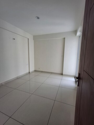 Bathroom in 3 BHK Apartment at Allwin El Spazia, Sanauli – for Rent