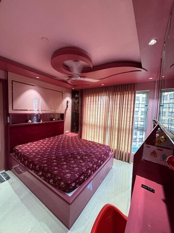 Bedroom in 2 BHK Apartment at Hiranandani Fortune City, New Panvel – for Rent