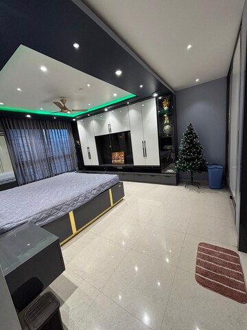 Master Bedroom in 2 BHK Apartment at Hiranandani Fortune City, New Panvel – for Rent