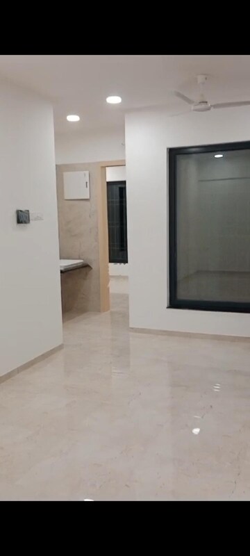 Room in 2 BHK Apartment at Rama Metro Life, Tathawade – for Rent