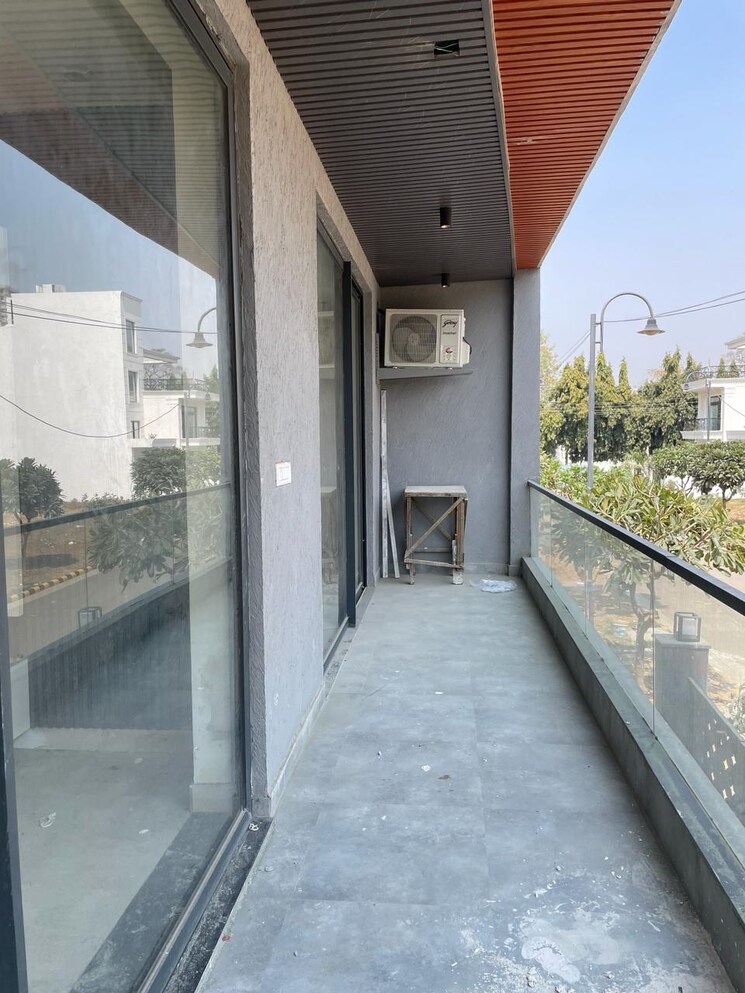Balcony, anant-raj-ashok-estate 3 Bedroom 240 Sq.Yd. Builder Floor In Sector 63a Gurgaon 8335335