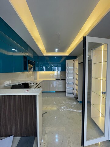 Building Lobby in 3 BHK Builder Floor at Anant Raj Ashok Estate, Sector 63a – for Sale