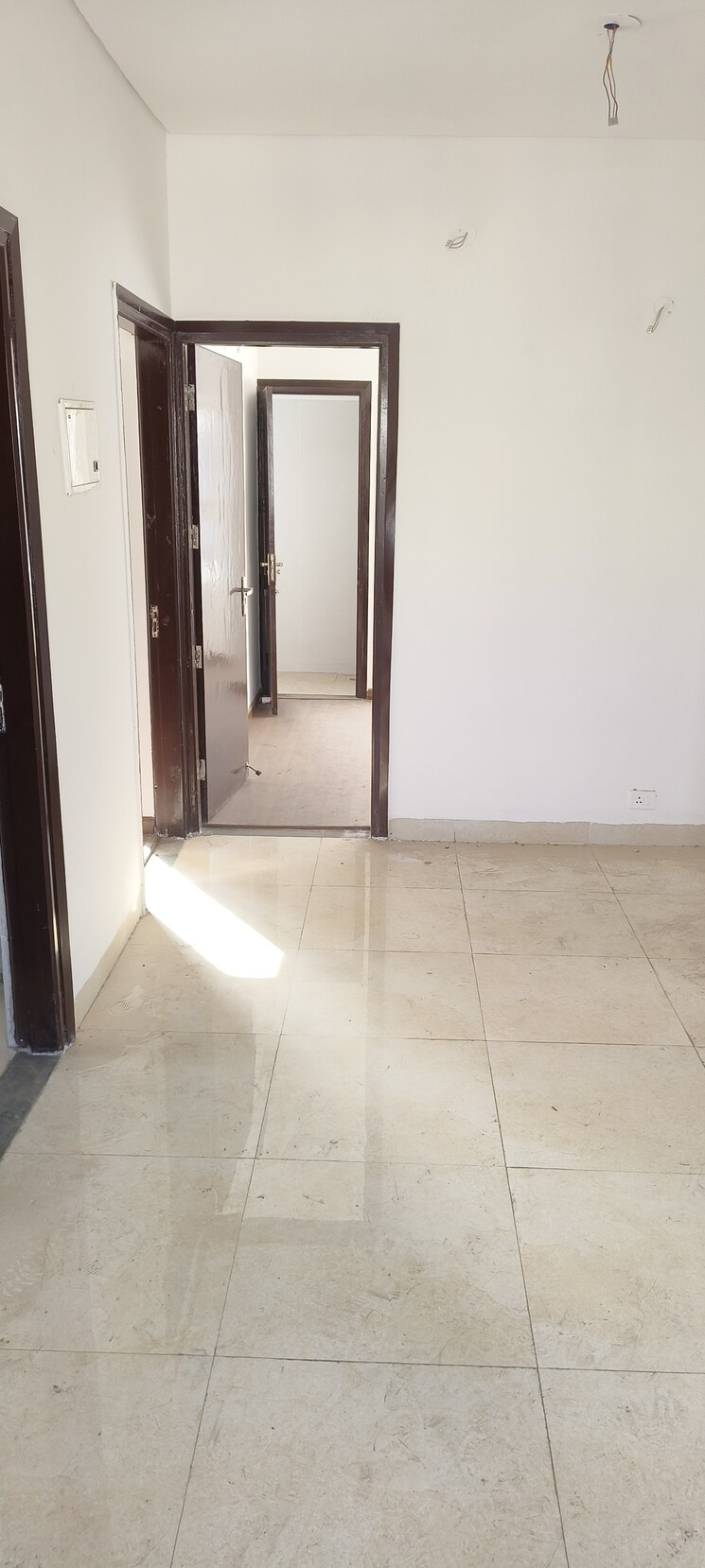 Room, bptp-parkland 3 Bedroom 1044 Sq.Ft. Builder Floor In Sector 75 Faridabad 8335431