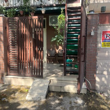 1 RK Independent House For Rent in Rajender Nagar Delhi  8335471