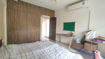 Bedroom in 2 BHK Apartment at Clover Acropolis, Viman Nagar – for Rent