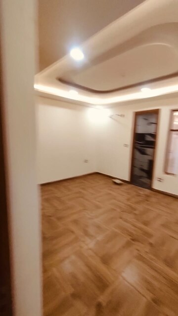Room in 4 BHK Builder Floor at Sector 43 – for Sale