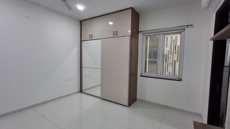 Room, jayabheri-the-summit 3 Bedroom 1860 Sq.Ft. Apartment In Narsingi Hyderabad 8335497