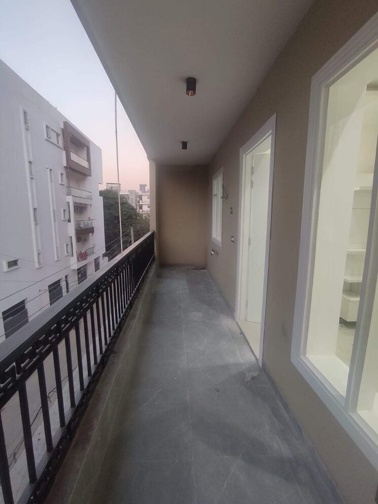 Balcony, sector 43 4 Bedroom 2100 Sq.Ft. Builder Floor In Sector 43 Faridabad 8335522