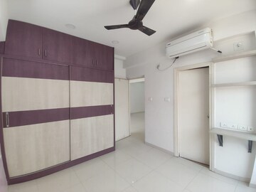 Room in 3 BHK Apartment at Pacifica Hill Crest, Gachibowli – for Rent