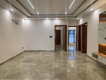 Living Room in 3 BHK Builder Floor at Sector 43 – for Sale