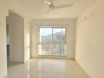 Furnished Amenities in 1.5 BHK Apartment at Godrej Emerald, Ghodbunder Road – for Rent
