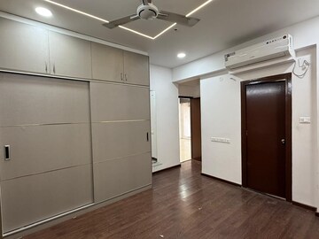 Room in 3 BHK Apartment at Pacifica Hill Crest, Gachibowli – for Rent
