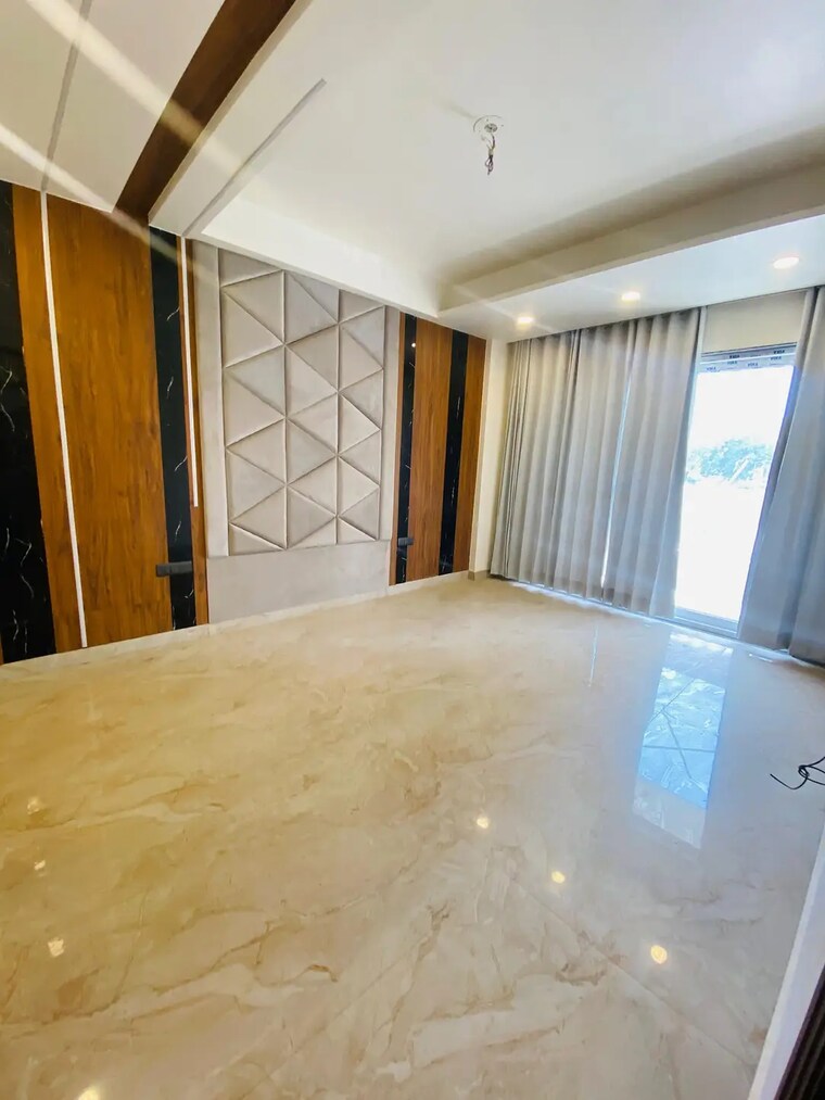 Room, sector 43 3 Bedroom 2200 Sq.Ft. Builder Floor In Sector 43 Faridabad 8335670