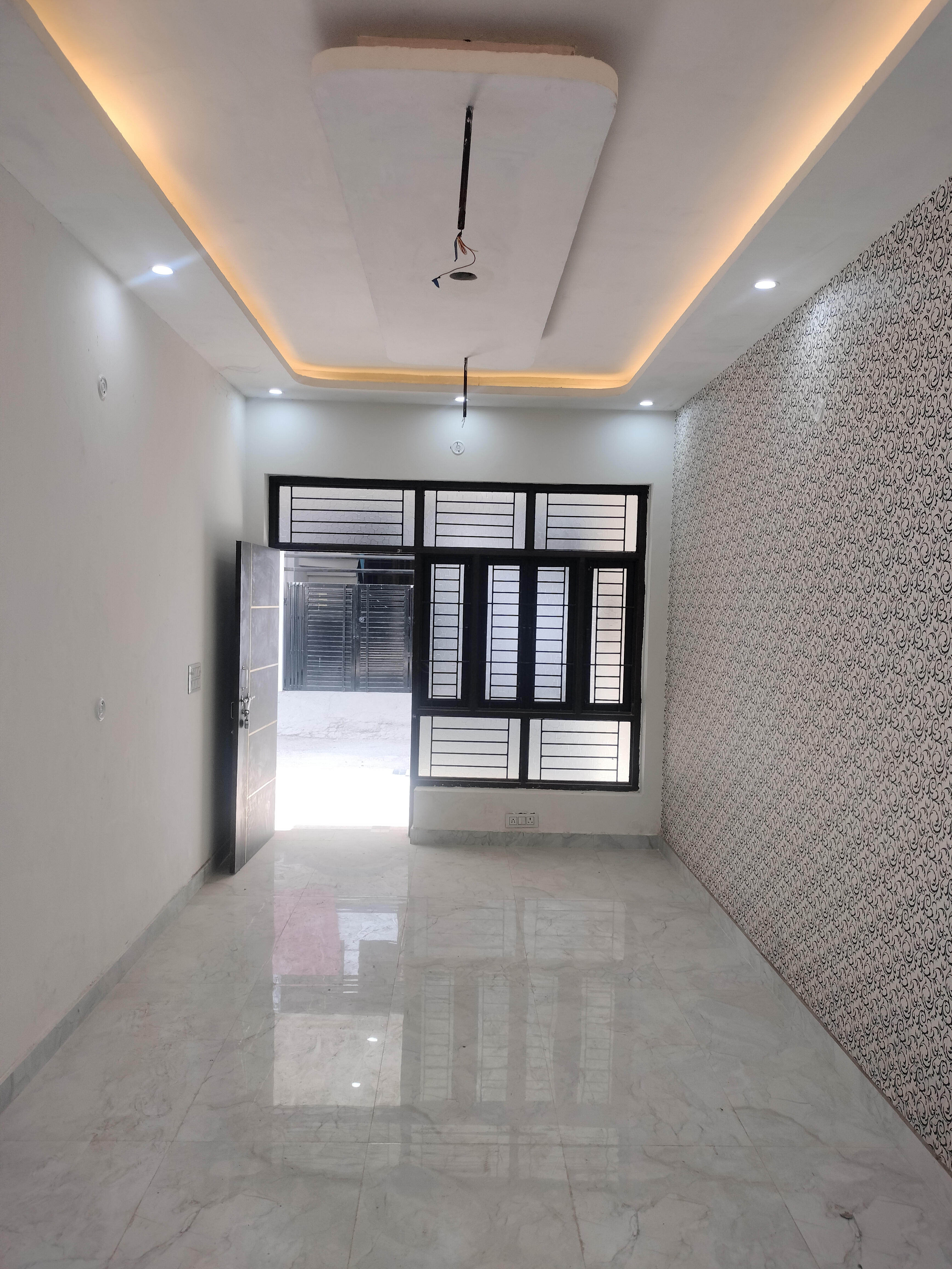 5 BHK + Pooja Room Villa For Sale in Private Building 