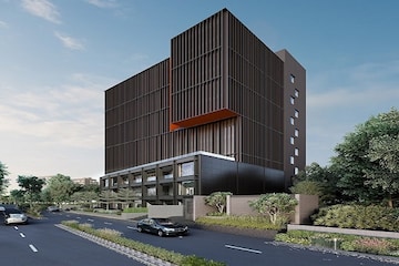  Showroom – Exterior View View at Sg Highway - for Rent