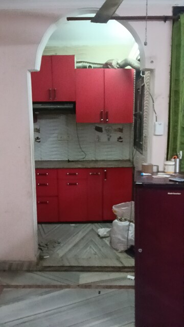 Kitchen in 1.5 BHK Builder Floor at Ignou Road – for Rent