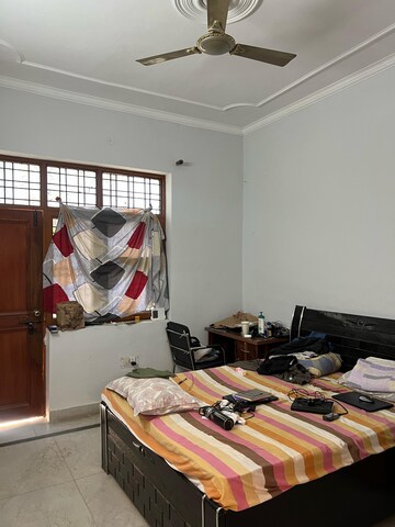 Bedroom in 2 BHK Independent House at Ansal Plaza Sector-23, Sector 23 – for Rent