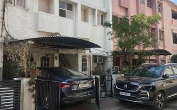 6 BHK Independent House For Sale in Sector 35