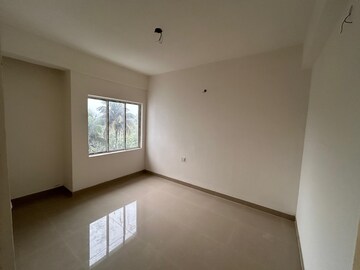 Room in 2 BHK Apartment at Eden Willow Estate, Malancha Bazar – for Sale