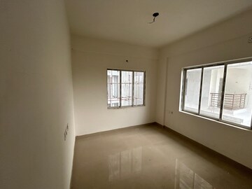 Room in 2 BHK Apartment at Eden Willow Estate, Malancha Bazar – for Sale