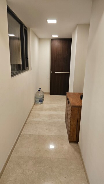 Room in 2 BHK Apartment at Chembur Heights, Chembur – for Rent