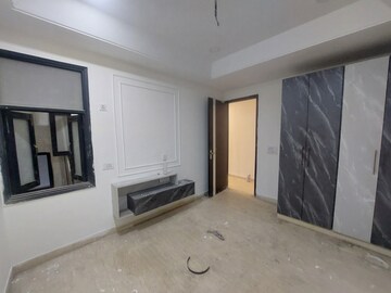 Bedroom in 3 BHK Builder Floor at Rana Pratap Bagh – for Sale