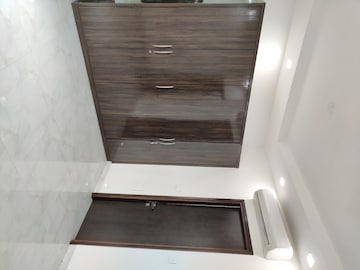 Furnished Amenities in 3 BHK Apartment at Jayabheri The Summit, Narsingi – for Rent