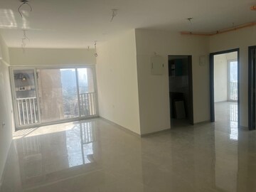 Room in 2 BHK Apartment at Spenta Alta Vista, Chembur – for Rent