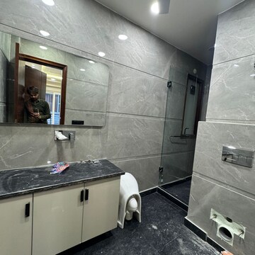 Kitchen in 3 BHK Builder Floor at Unitech Nirvana Country Cedar Crest, Sector 50 – for Sale