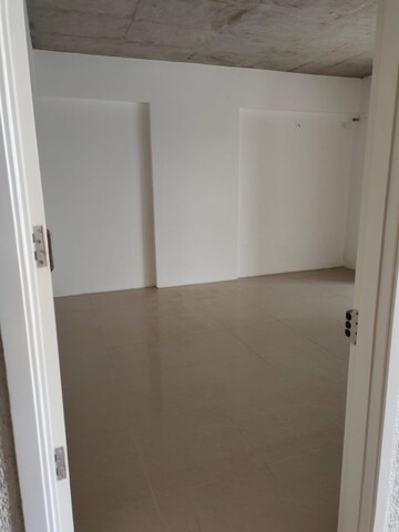 Room in  Office Space at Makarba – for Rent