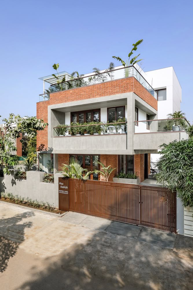 3 BHK + Pooja Room,Study Room,Extra Room Villa For Sale in Us Villa 