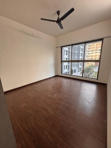 Room in 2 BHK Apartment at Rajesh Raj Infinia, Malad West – for Rent