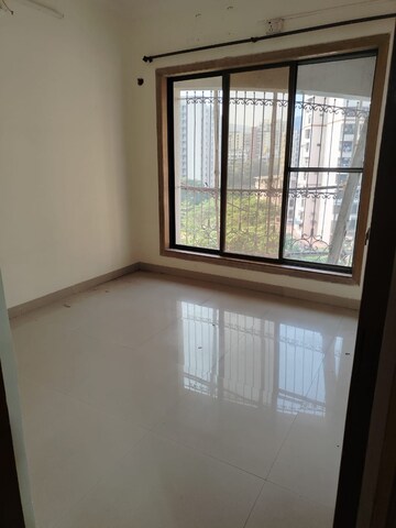 Master Bedroom in 2 BHK Apartment at Tharwani Heritage, Kharghar Sector 7 – for Rent
